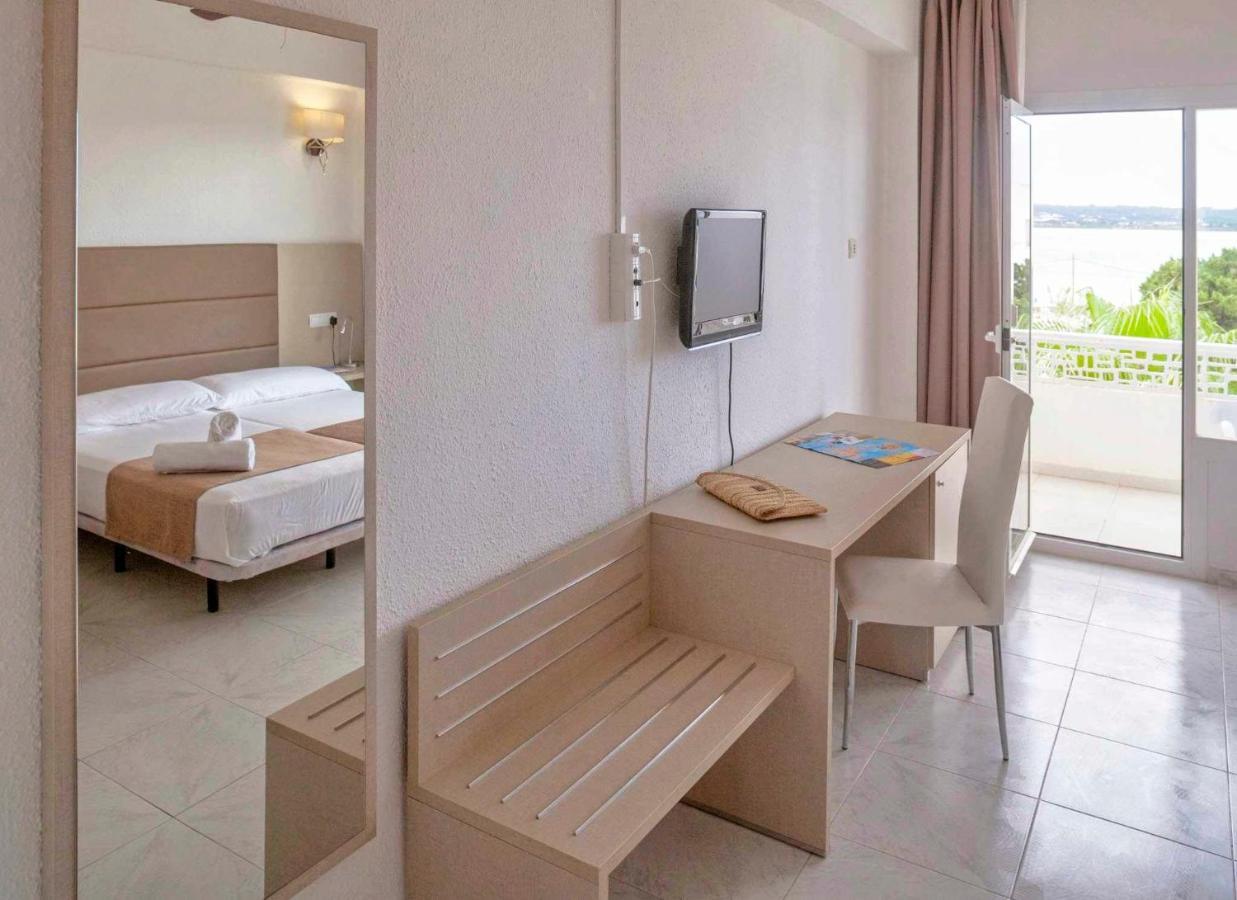 אס פוחולס Roquetes Rooms - Formentera Break מראה חיצוני תמונה